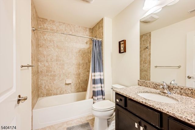 2 Eagle Ct, South Brunswick Twp., NJ 08852