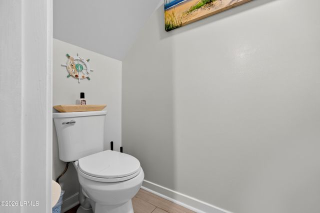 36 Deallyon Ave Apt 102, Hilton Head Island, SC 29928