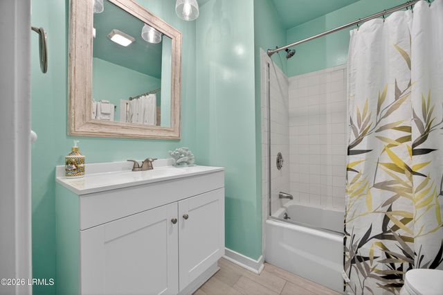 36 Deallyon Ave Apt 102, Hilton Head Island, SC 29928