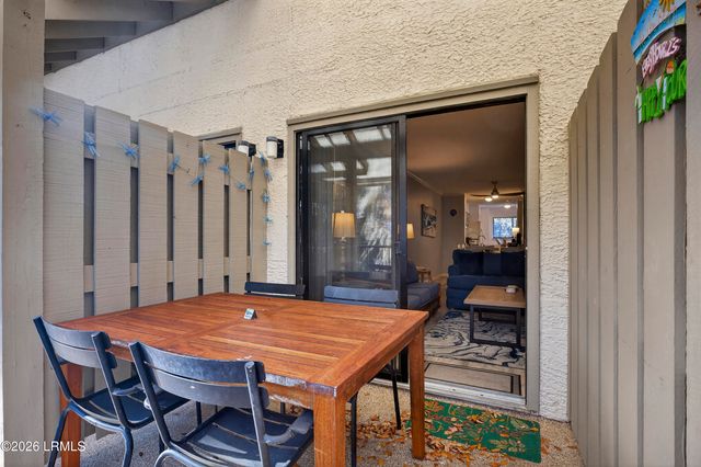 36 Deallyon Ave Apt 102, Hilton Head Island, SC 29928