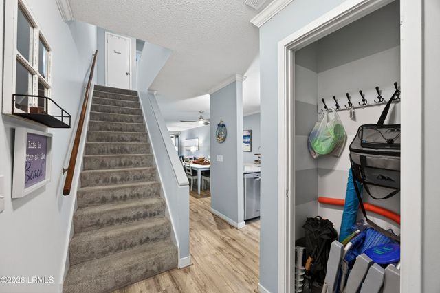 36 Deallyon Ave Apt 102, Hilton Head Island, SC 29928