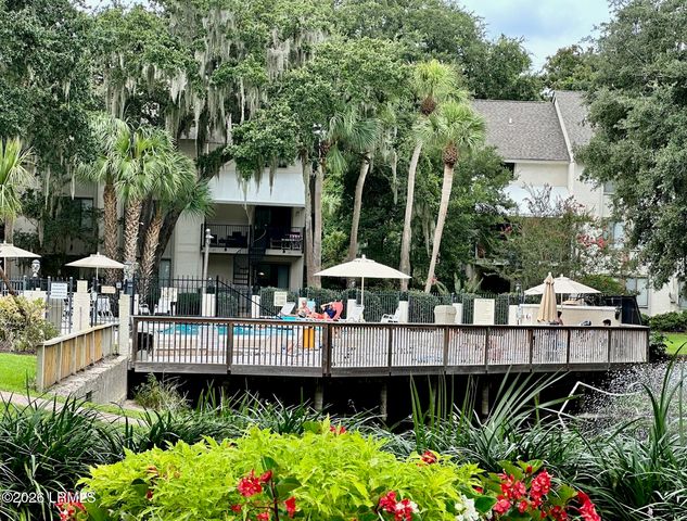 36 Deallyon Ave Apt 102, Hilton Head Island, SC 29928