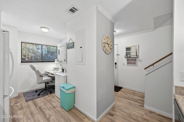 36 Deallyon Ave Apt 102, Hilton Head Island, SC 29928