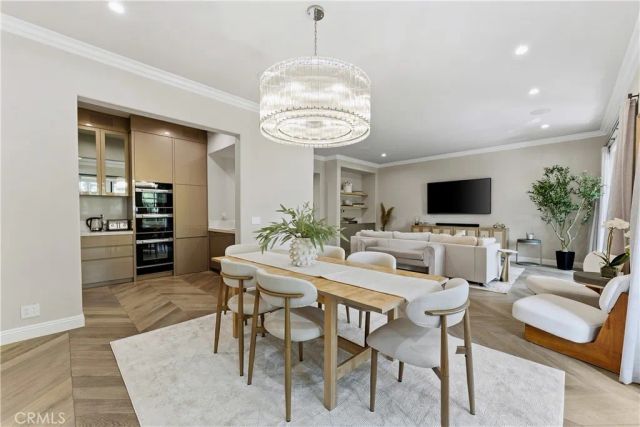 11500 San Vicente Boulevard 202, Los Angeles, CA 90049