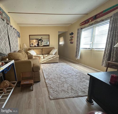 39041 SPICER LN, Fenwick Island, DE 19944