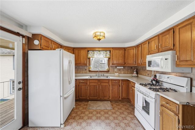 55 Casimir Street, Buffalo, NY 14206