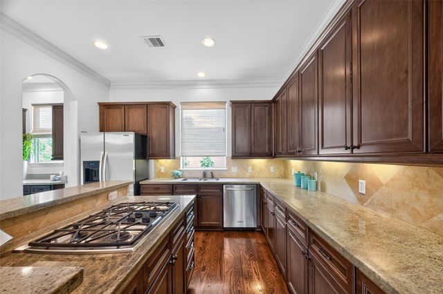 912 Lovett B, Houston, TX 77006