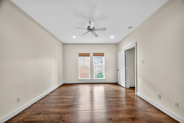 912 Lovett B, Houston, TX 77006