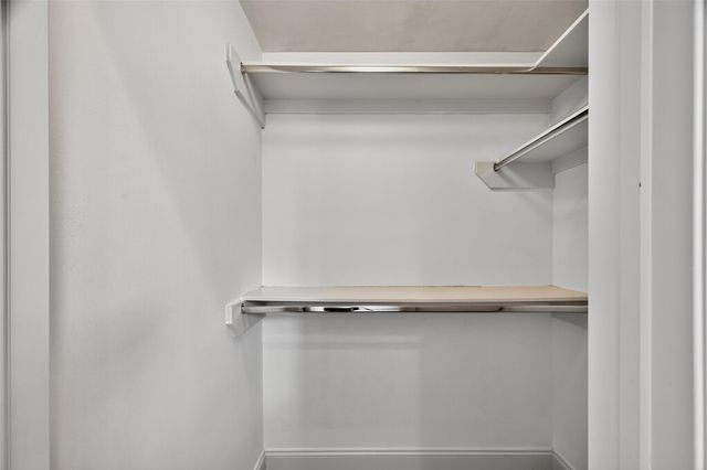 912 Lovett B, Houston, TX 77006