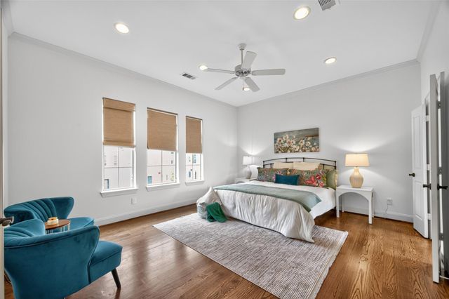 912 Lovett B, Houston, TX 77006