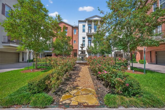 912 Lovett B, Houston, TX 77006