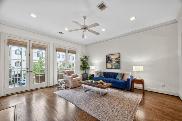 912 Lovett B, Houston, TX 77006