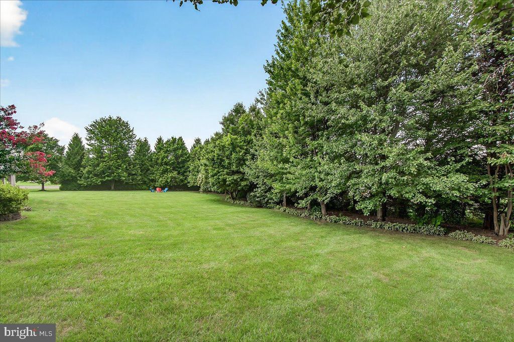 2241 CHEROKEE DR, Westminster, MD 21157