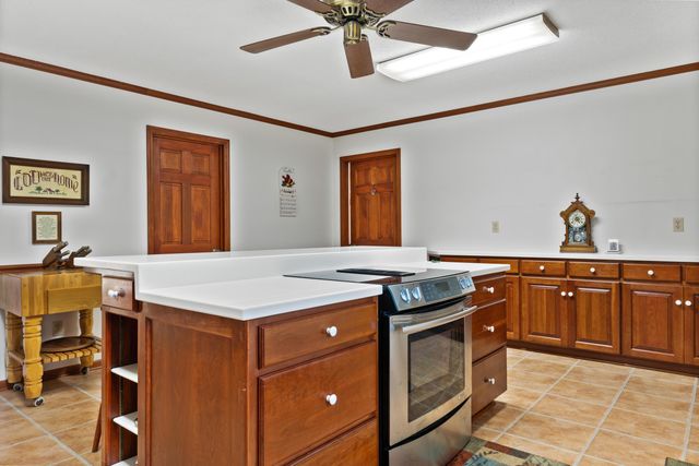 943 Spring Hill Lane, Orangeburg, SC 29118