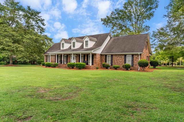 943 Spring Hill Lane, Orangeburg, SC 29118