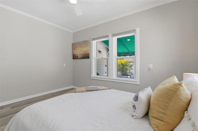 410 W LEMON STREET, Tarpon Springs, FL 34689