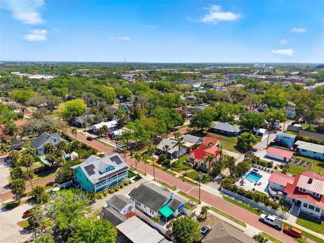 410 W LEMON STREET, Tarpon Springs, FL 34689