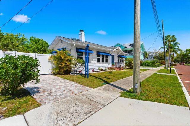 410 W LEMON STREET, Tarpon Springs, FL 34689