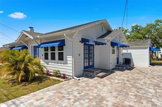 410 W LEMON STREET, Tarpon Springs, FL 34689