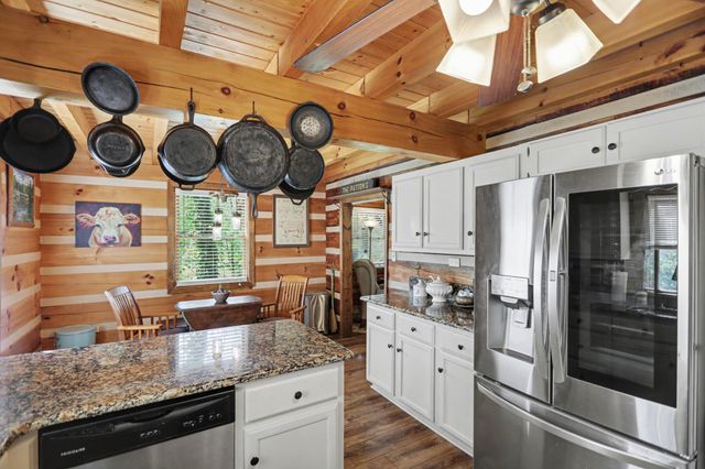 418 Portland Rd, White House, TN 37188