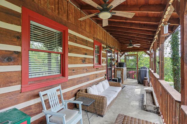 418 Portland Rd, White House, TN 37188