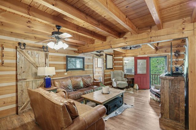 418 Portland Rd, White House, TN 37188
