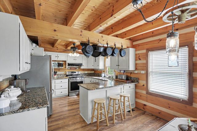 418 Portland Rd, White House, TN 37188