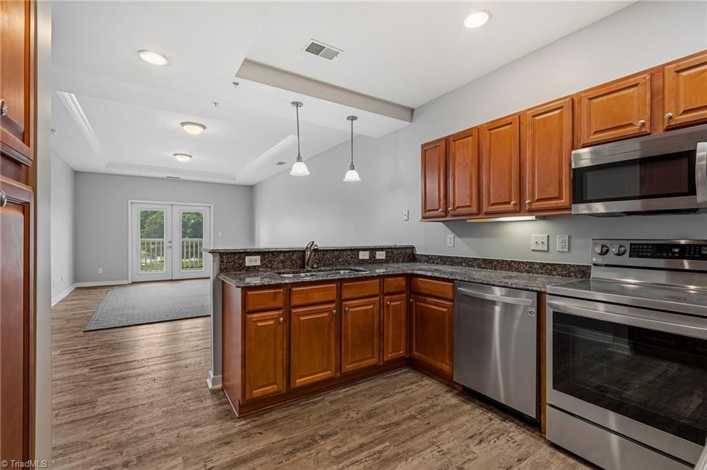 605 Market Street W 314, Greensboro, NC 27401