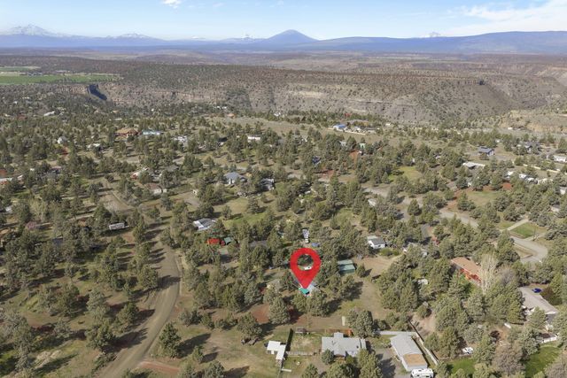 8320 SW High Cone Drive, Terrebonne, OR 97760