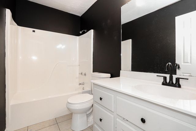 202 Hunters Run Dr, Haskell, AR 72015