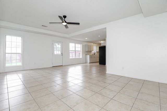 202 Hunters Run Dr, Haskell, AR 72015