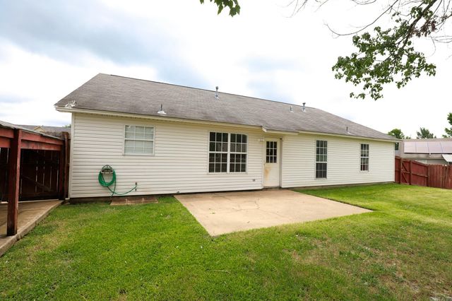 202 Hunters Run Dr, Haskell, AR 72015