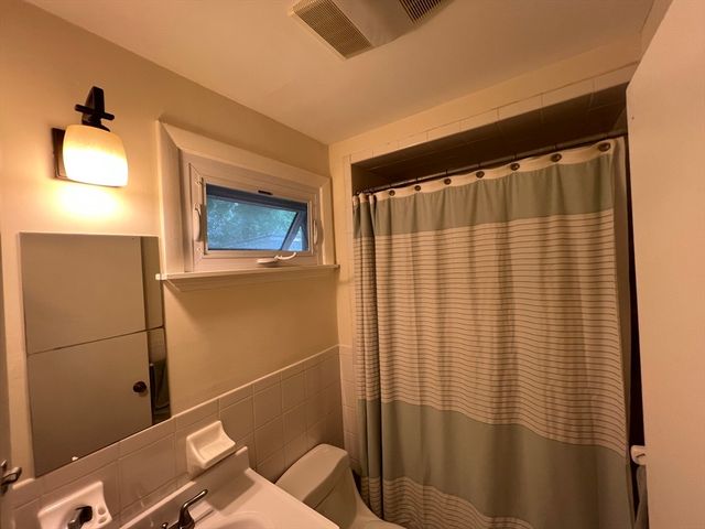 67 Commonwealth Rd 2, Watertown, MA 02472