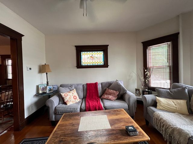 67 Commonwealth Rd 2, Watertown, MA 02472