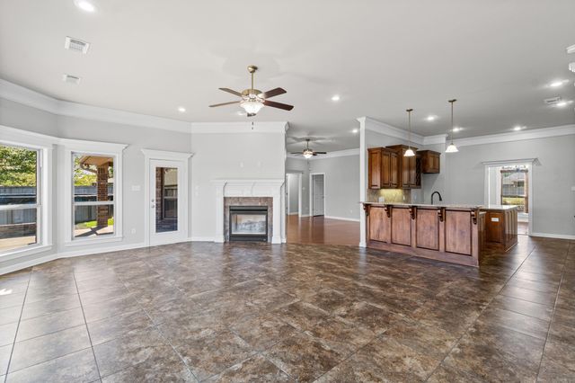 7 TM Fly Way, North Little Rock, AR 72113