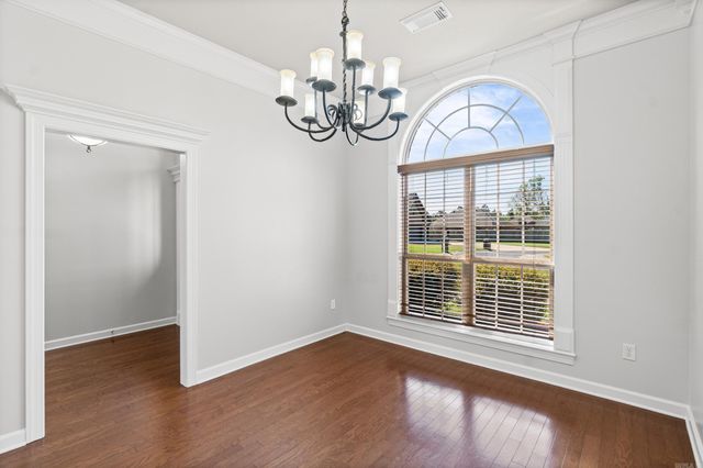 7 TM Fly Way, North Little Rock, AR 72113