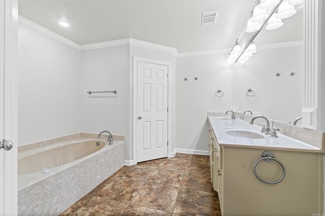 7 TM Fly Way, North Little Rock, AR 72113