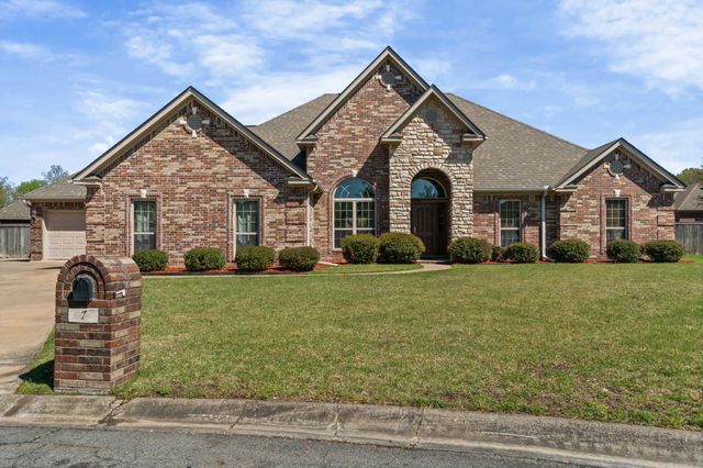 7 TM Fly Way, North Little Rock, AR 72113