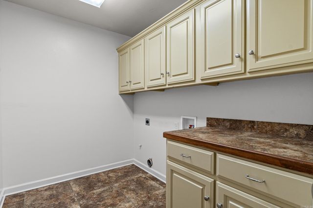 7 TM Fly Way, North Little Rock, AR 72113