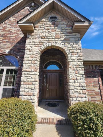 7 TM Fly Way, North Little Rock, AR 72113