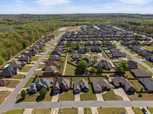 7 TM Fly Way, North Little Rock, AR 72113