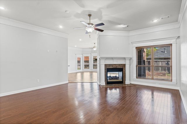 7 TM Fly Way, North Little Rock, AR 72113