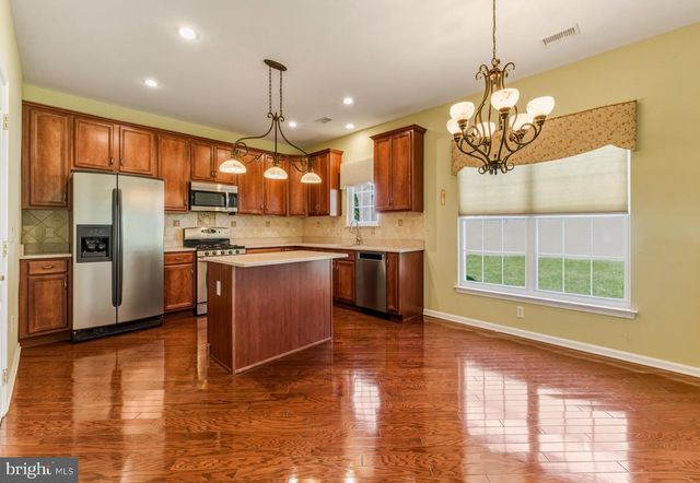 106 YORK RD, West Deptford, NJ 08086