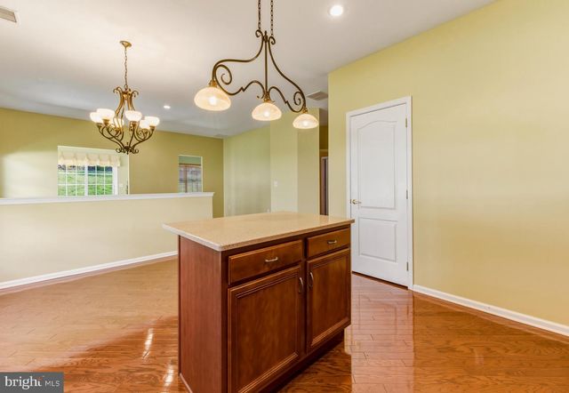 106 YORK RD, West Deptford, NJ 08086