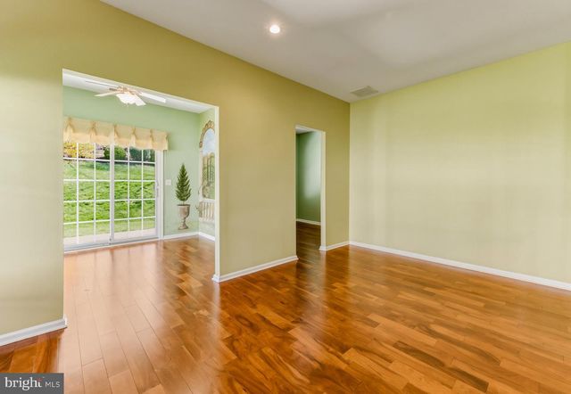 106 YORK RD, West Deptford, NJ 08086