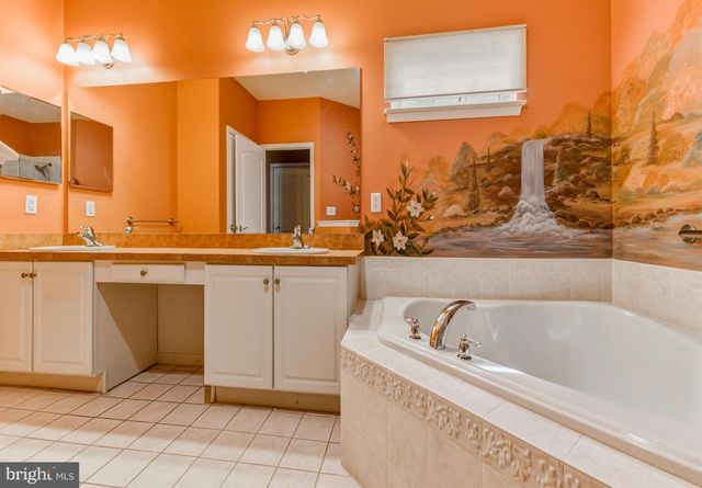 106 YORK RD, West Deptford, NJ 08086