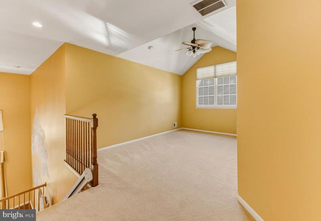 106 YORK RD, West Deptford, NJ 08086