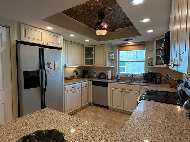 1250 S PINELLAS AVENUE 802, Tarpon Springs, FL 34689