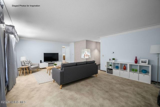 9864 Bucher Road, Whitehouse, OH 43571