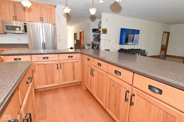 4244 Flake Road, Martinsville, IN 46151